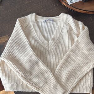 Zara Cream V-Neck Ribbed Sweater
